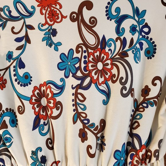 Hypnotized Empire Waist Midi Dress - Picture 4 of 5